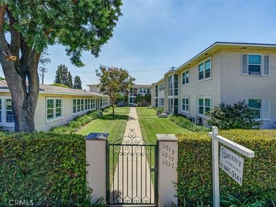 1513-1517 Huntington Dr