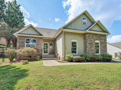 1235 Mountain View Rd