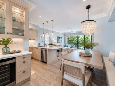 1680 S Ocean Ln APT 251