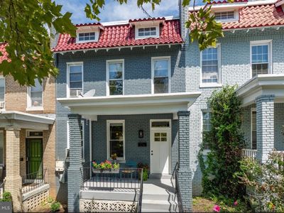 102 U St NE