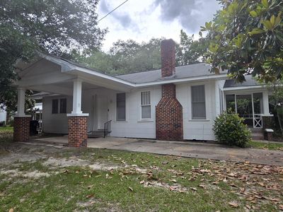 233 S 12th Ave
