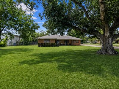 2926 Beverly Rd