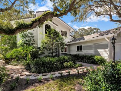 140 Chinaberry Ln #13