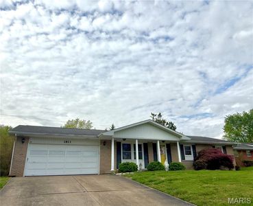 1811 Lawanda Dr
