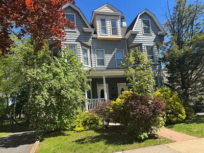 96 Hillside Ave
