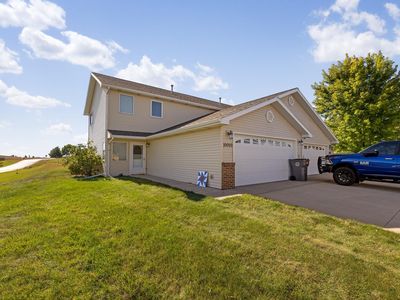 10010 Bellingham Dr