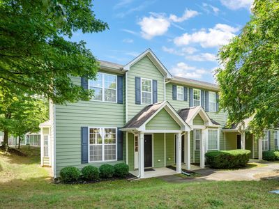 4425 Moss Garden Path