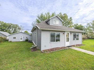Property at 250 N Oakland Ave, Oconto Falls, WI