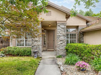 100 Turnberry Ct