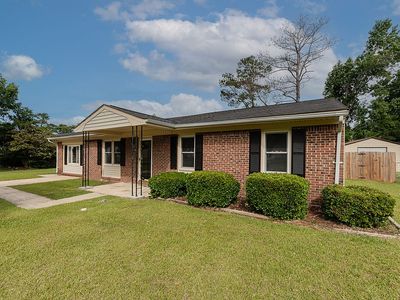 Property at 306 Tower Dr, Jacksonville, NC