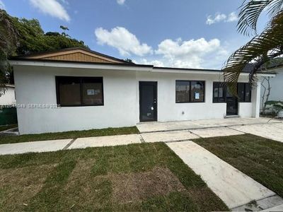 2530 NW 14th Ct