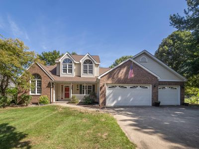 425 Walden Dr