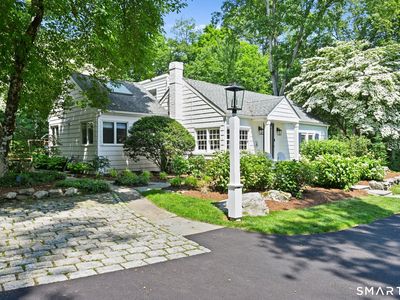 32 Spring Water Lane