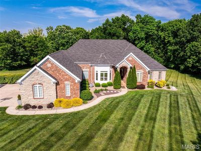 320 Nicole Ct