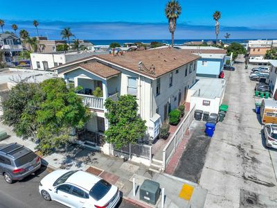 2114 Abbott St