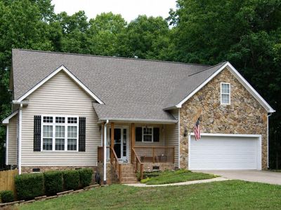 3703 Dillon Ln