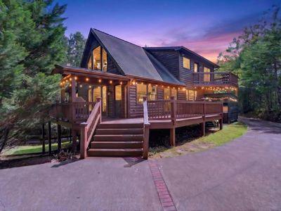 78 Mountain Peeks Ln