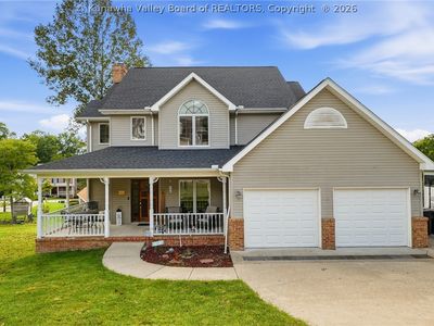 110 Southern Woods Dr