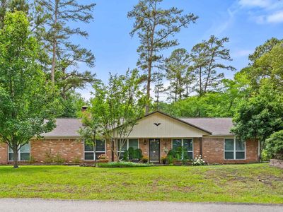 1628 Leisure Ln
