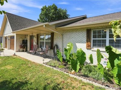 39 Bryant Rd