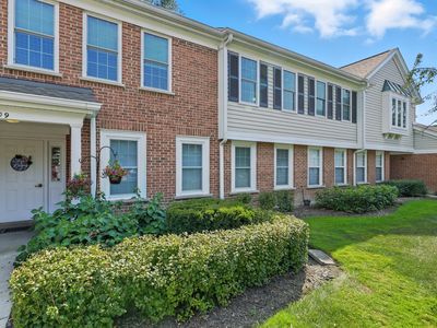 Property at 709 Burr Oak Ln APT B, Prospect Heights, IL