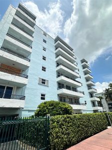720 Collins Ave APT 309