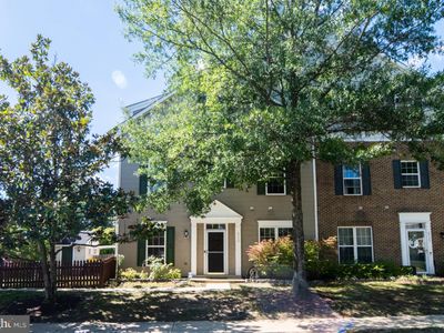 8730 Orchard Green Ct