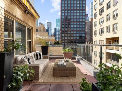 415 E 52nd St APT 12CB