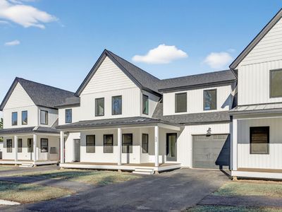 31 Fairway Commons Drive #12