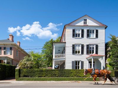 71 Rutledge Ave