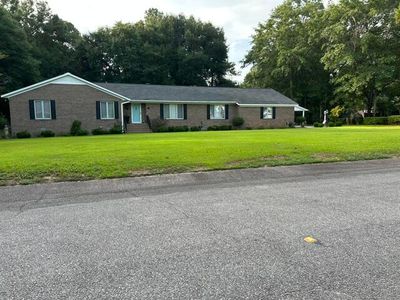 67 Hunt Club Rd
