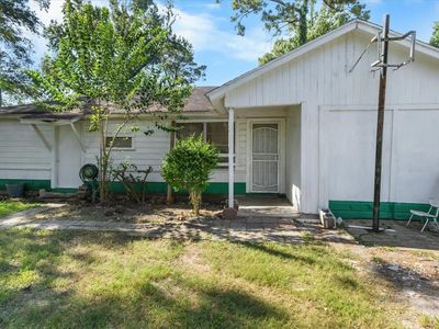 Property at 8002 Woodlyn Rd, Houston, TX