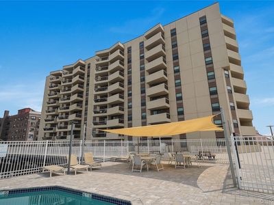 360 Shore Road #3M