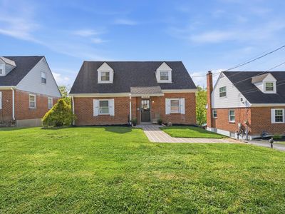 Property at 22 Pine Hill Dr, Highland Heights, KY
