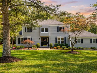 11 Mohican Drive