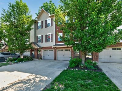 Property at 1602 Pinecroft Ln, Howell, MI