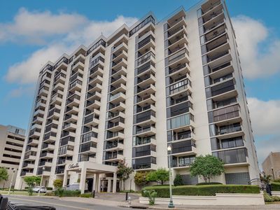 200 Wagner Pl APT 1201
