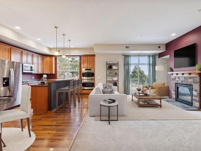 1244 County Road D E Unit 106
