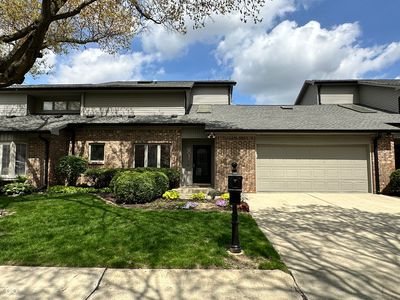 1030 Stratford Hall #173
