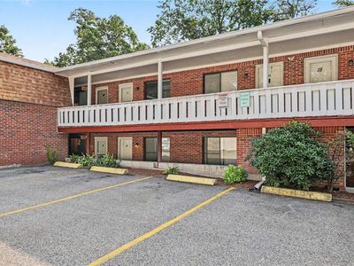 569 Smithfield Rd APT 9