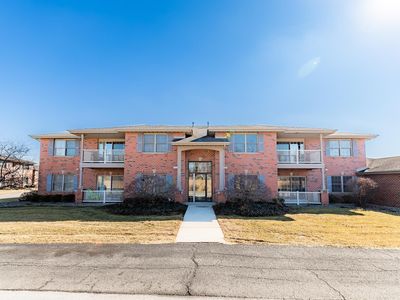 531 Cambridge Ct UNIT 2-B
