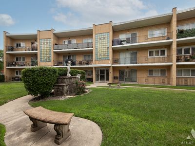 10316 S Pulaski Rd #303