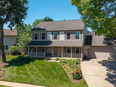 3272 Kinross Cir