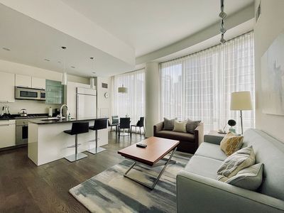 250 E 49th St #9C