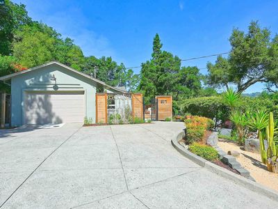 817 Mariposa Rd