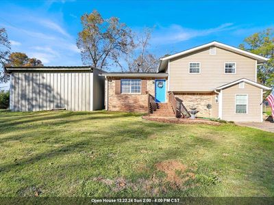 430 Oak Ln