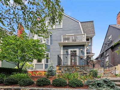 176 Medway St