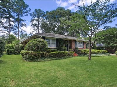 1507 Knollwood Ter