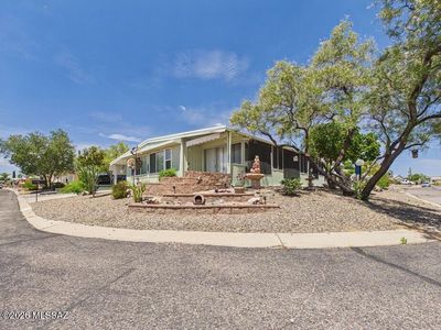 120 W Mora Dr