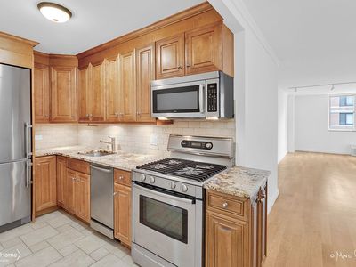 345 E 93rd St APT 4-K